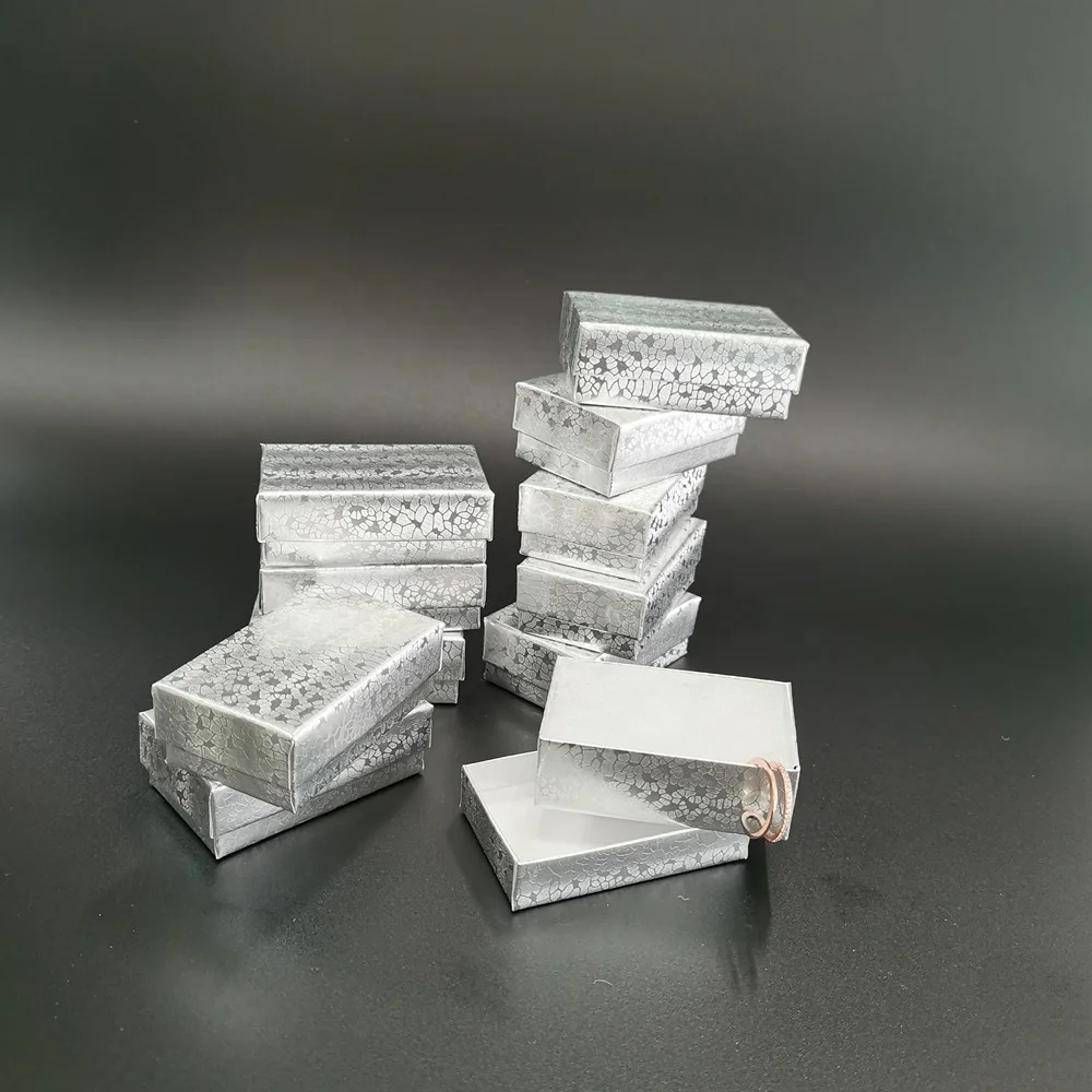 #21 Silver Linen Foil Cotton Filled Box